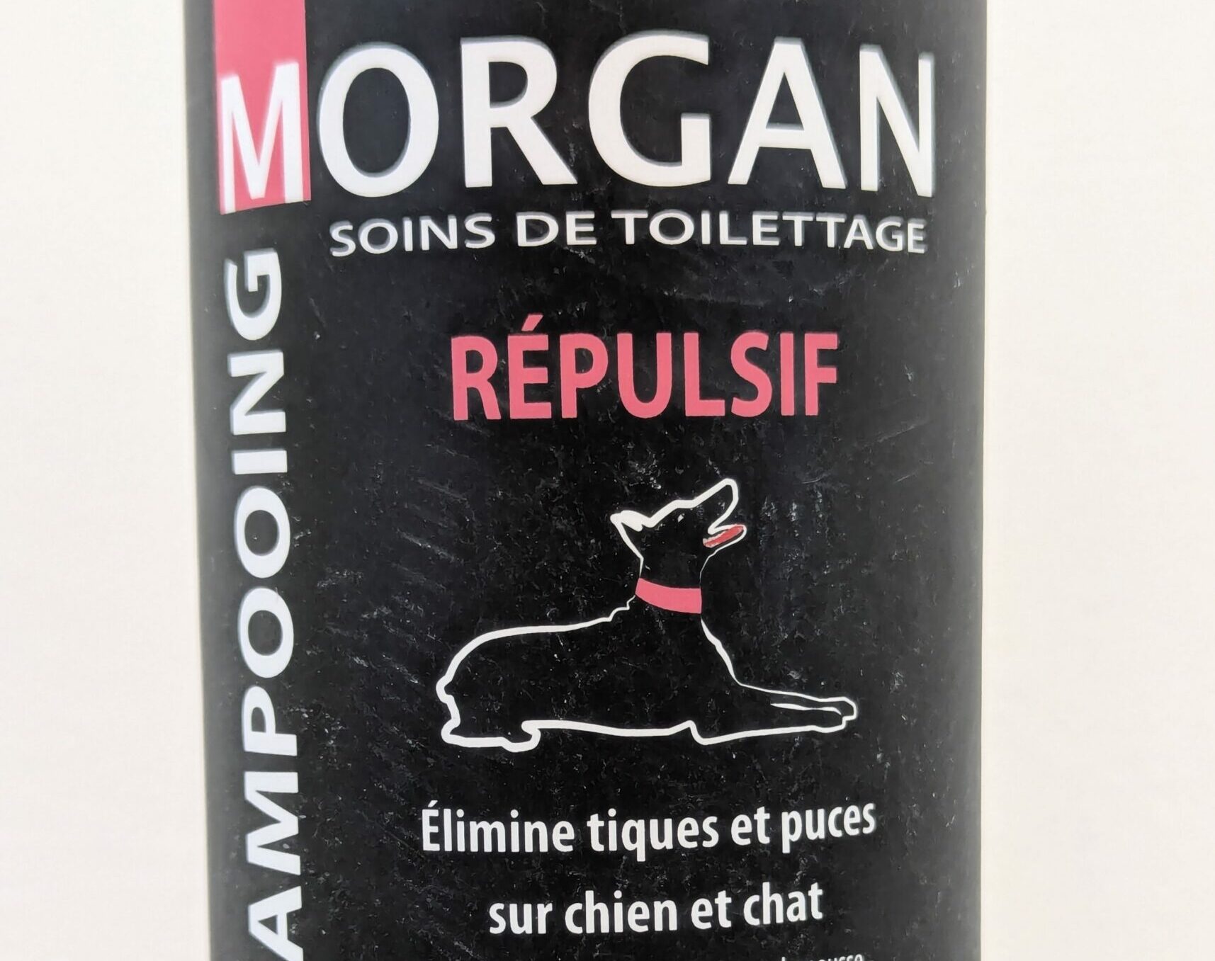 Dissection d&rsquo;étiquette – Episode 2 : Shampoing Répulsif pour chiens et chats